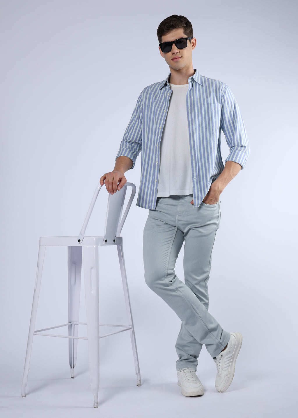 Men's Classic Slim Fit Stretch Light Grey Jeans