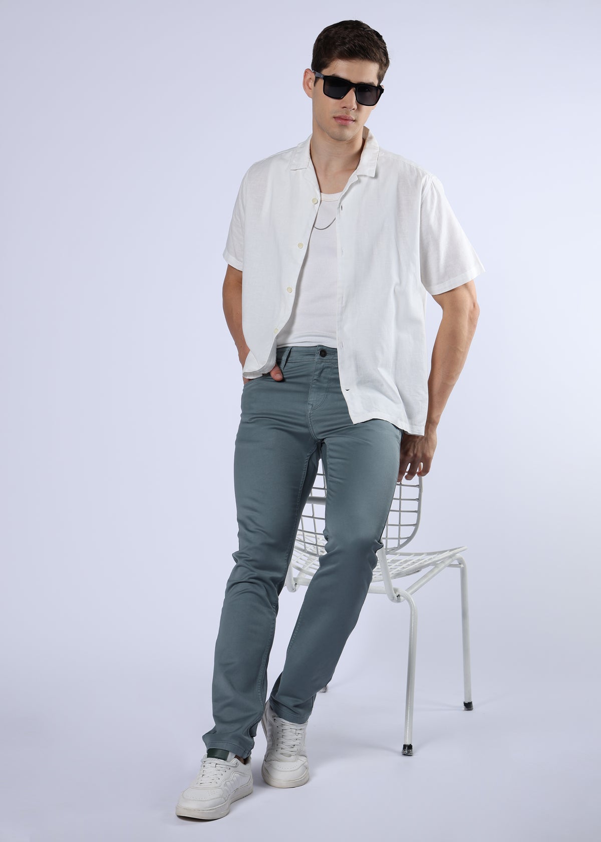 Men's Classic Slim Fit Stretch Med Grey Jeans