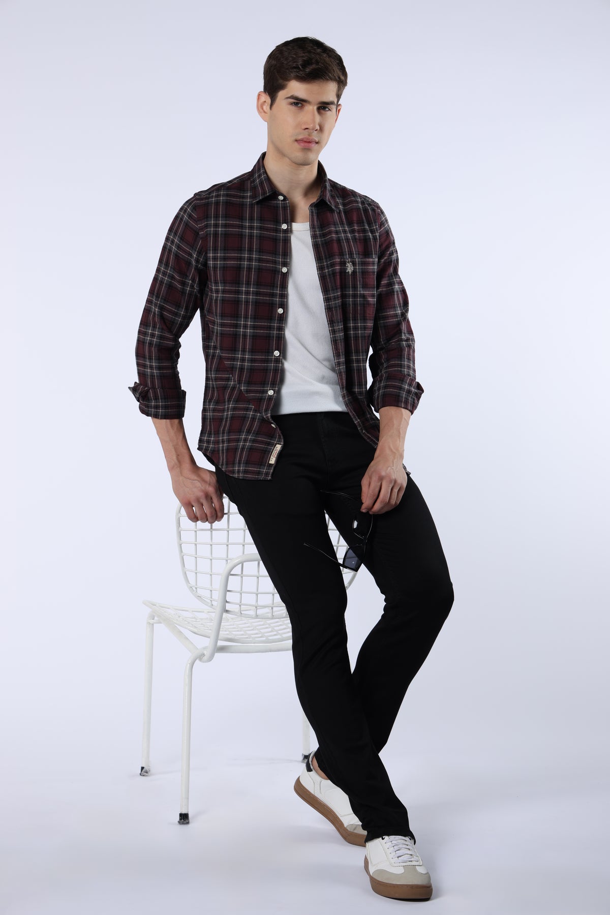 Men's Classic Slim Fit Stretch Black Jeans